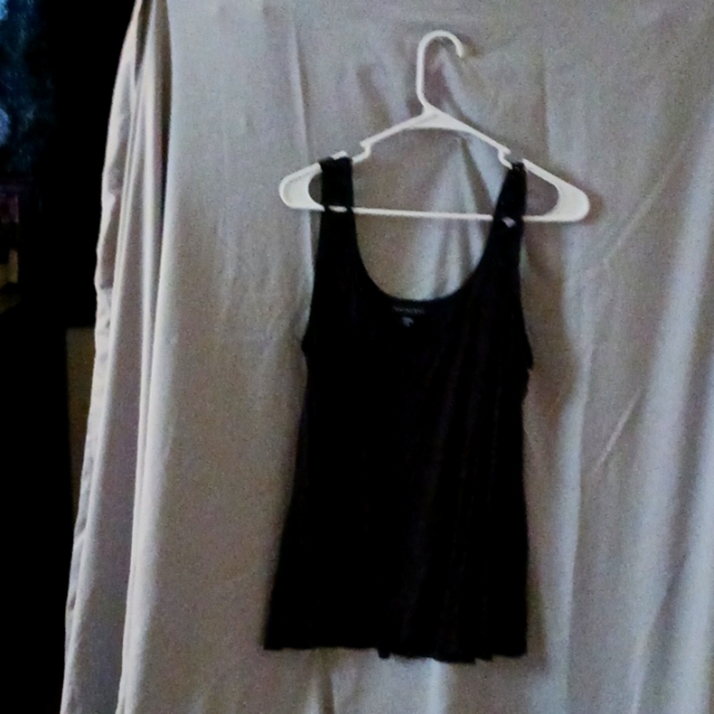 Tank top with cool pattern on straps